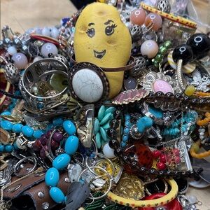 Thursday Live dec 18th